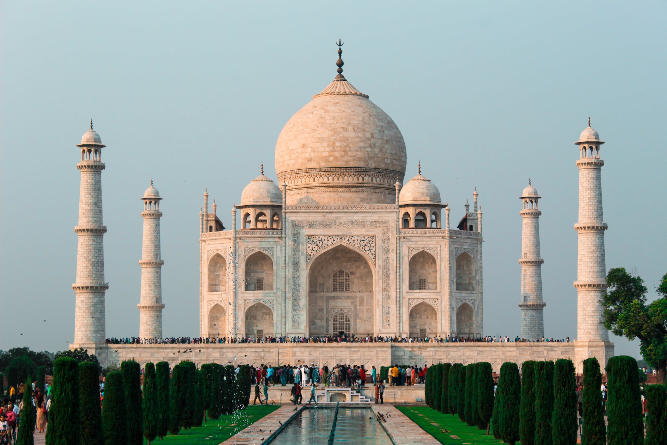 Bangunan Taj Mahal di India