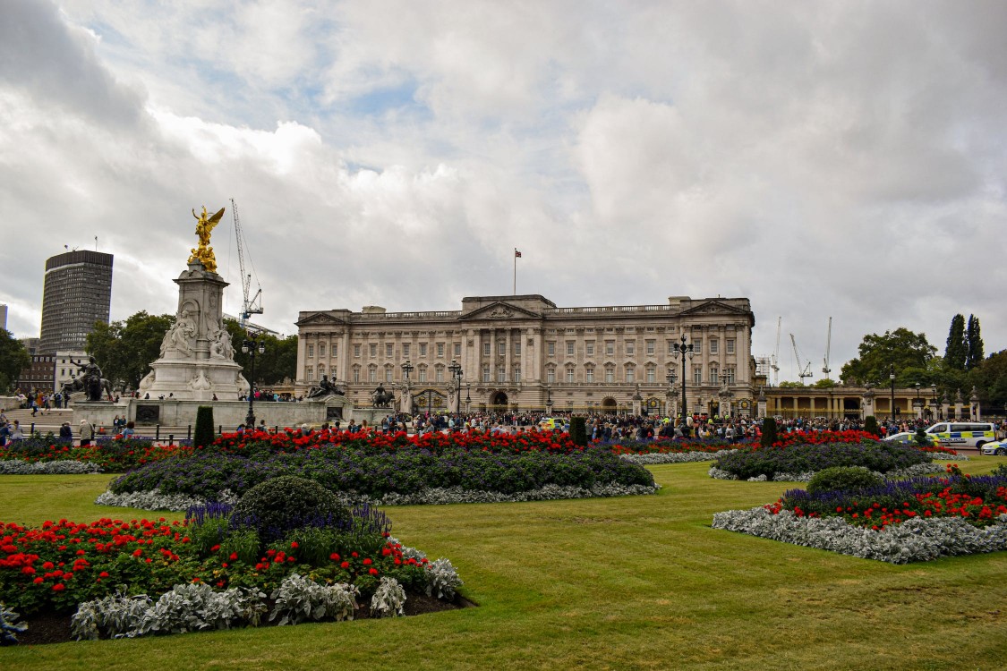 Istana Buckingham di Inggris