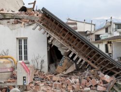 Gempa Bermagnitudo 7,4 Guncang Turki, Tiga WNI Dilaporkan Terluka