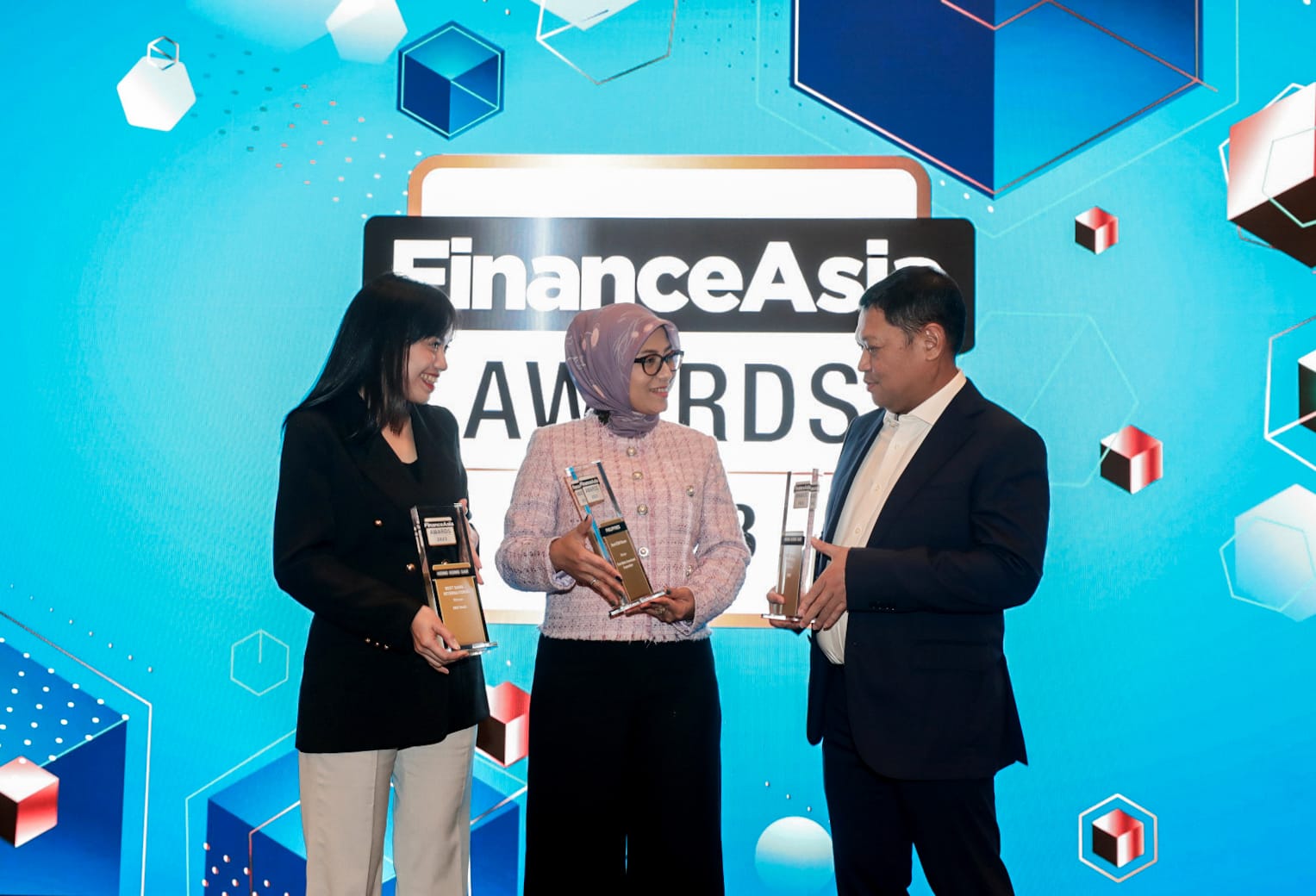 Bank Mandiri Boyong 10 Penghargaan dari FinanceAsia