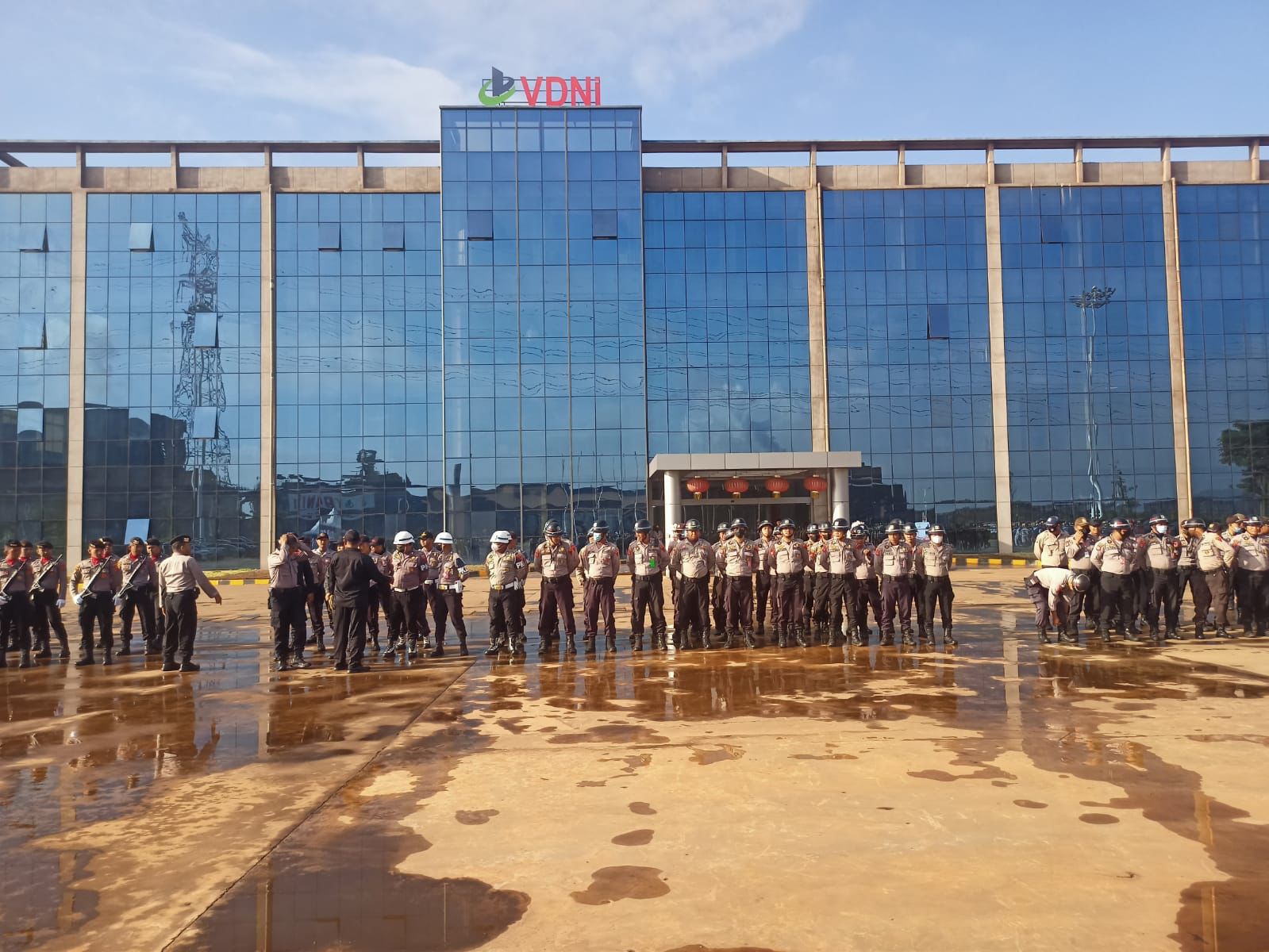 PT VDNIP Gelar Upacara Bendera Peringati HUT ke-78 RI