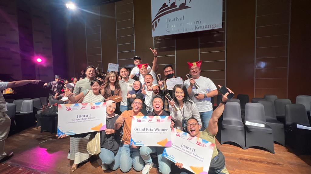 Bankir dalam BRILiaN Choir BRI Sabet Juara di Festival Paduan Suara Sektor Jasa Keuangan 2023 1 Bankir dalam BRILiaN Choir BRI Sabet Juara di Festival Paduan Suara Sektor Jasa Keuangan 2023