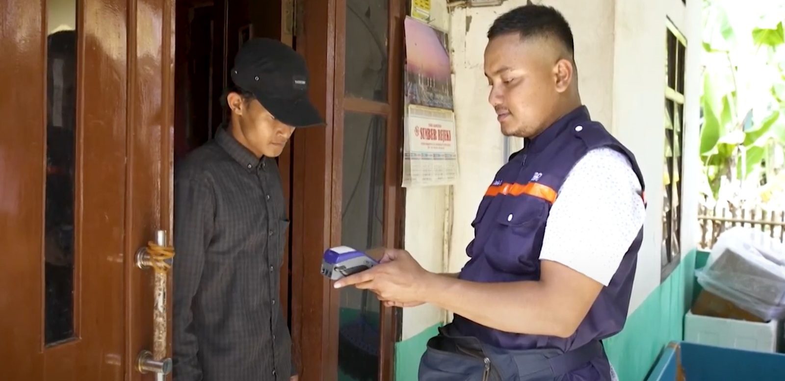 Saleh Sukses Beri Kemudahan Nelayan Muara Gembong, AgenBRILink Jadi Solusi 1 Saleh Sukses Beri Kemudahan Nelayan Muara Gembong, AgenBRILink Jadi Solusi