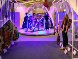 Influencer Reza Pahlevi Bagi Tips UMKM Sukses di Medsos di UMKM EXPO(RT) BRILIANPRENEUR 2023