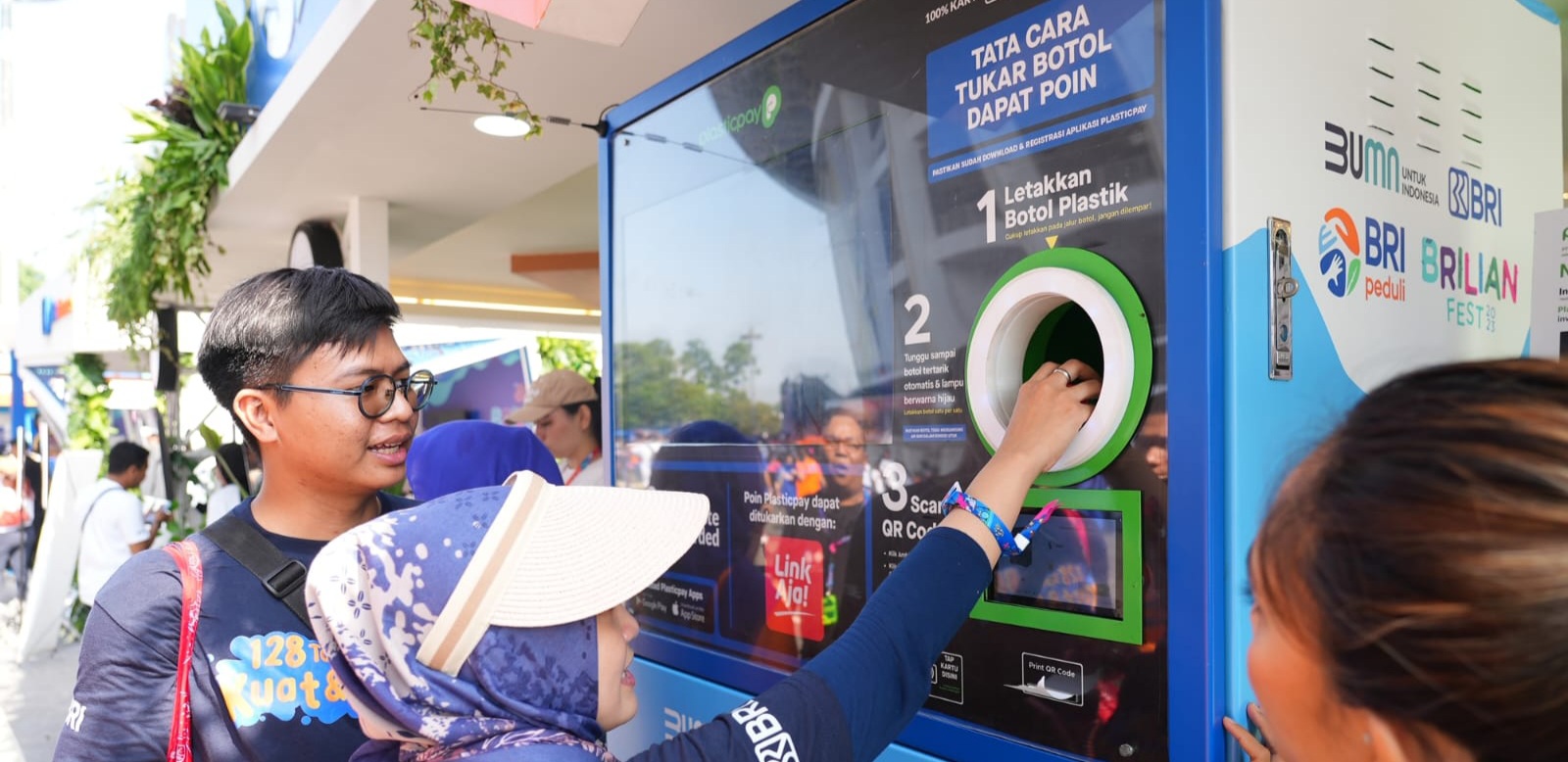 Rayakan HUT Ke-128 di GBK, BRI Peduli Pilah & Kelola 5,5 Ton Sampah 1 Rayakan HUT Ke-128 di GBK, BRI Peduli Pilah & Kelola 5,5 Ton Sampah