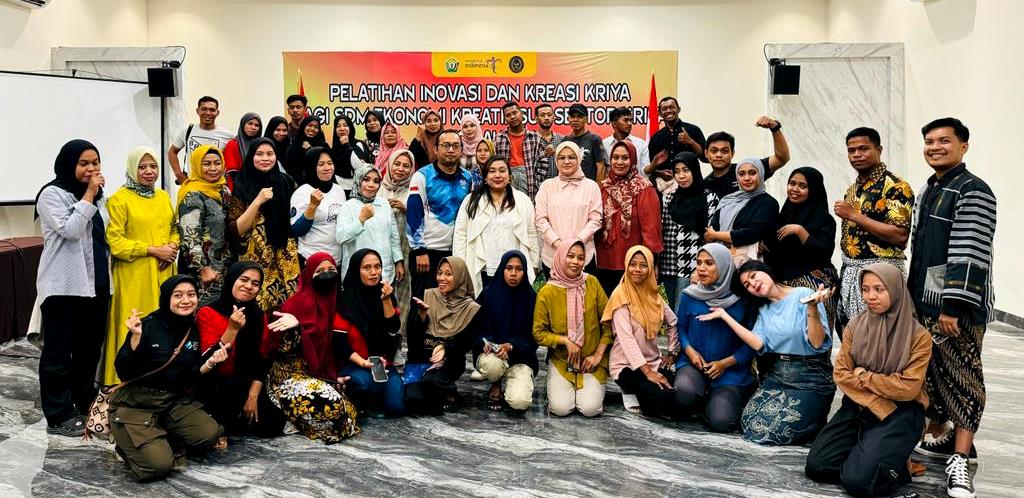 Dispar Sultra Gelar Pelatihan Membatik di Baubau 1 Dispar Sultra Gelar Pelatihan Membatik di Baubau