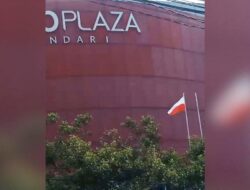 Viral Video Bendera Indonesia Terbalik di Lippo Plaza Kendari, Netizen: Ini Bendera Polandia