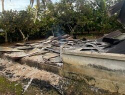 Ditinggal Pemiliknya, Satu Rumah di Mubar Rata dengan Tanah Dilalap Api