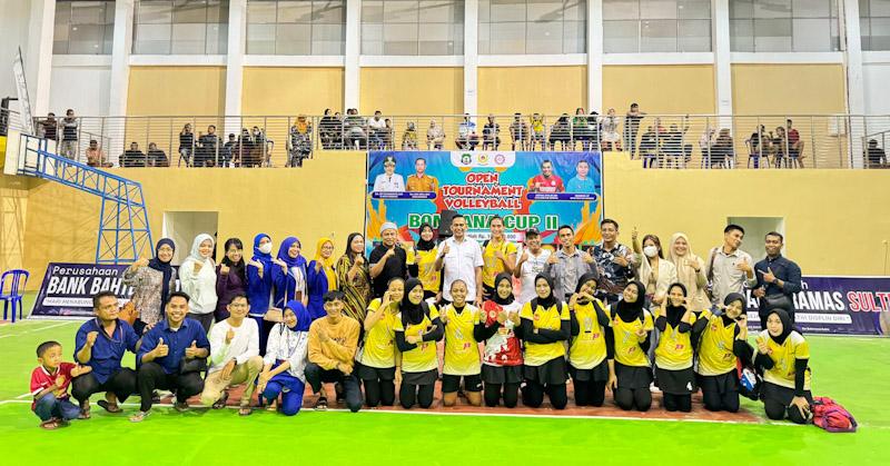 Tim Voli All Star Putri Bank Bahteramas Sultra Lolos ke Partai Final Bombana Cup II