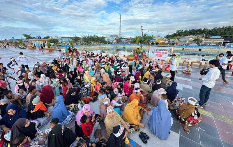 Ratusan Emak-emak di Lapulu Deklarasi Dukung Waode Nurhayati Maju Pilgub 3 Ratusan Emak-emak di Lapulu Deklarasi Dukung Waode Nurhayati Maju Pilgub