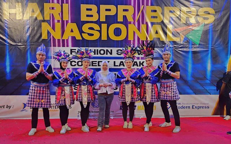 Ikut Meriahkan Hari BPR-BPRS Nasional di Kolaka, BPR Bahteramas Kendari Boyong 6 Piala
