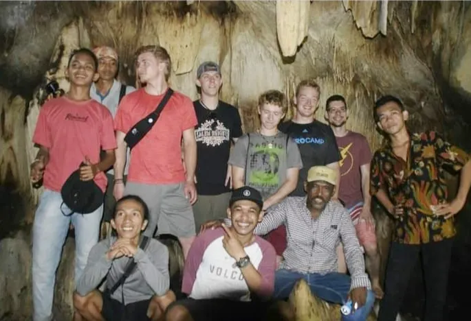 Pesona Gua Lambu Raya, Wisata Alam Unik yang Ada di Pulau Muna 3 Pesona Gua Lambu Raya, Wisata Alam Unik yang Ada di Pulau Muna