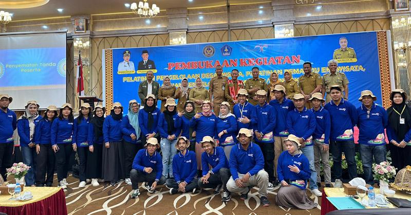 Tingkatkan Kualitas Pelayanan Pariwisata, Dispar Kendari Latih 160 Orang
