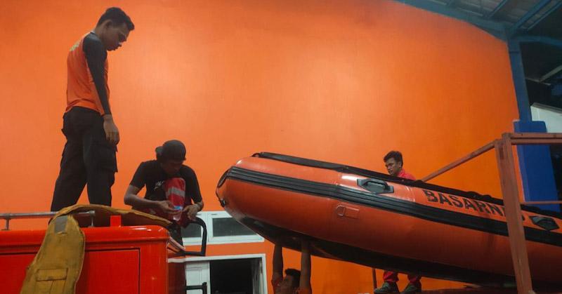 KPP Kendari Cari Nelayan yang Hilang di Danau Towuti 1 KPP Kendari Cari Nelayan yang Hilang di Danau Towuti