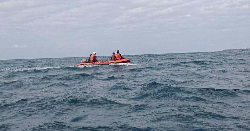 Pencarian Hari Kedua Wisatawan yang Hilang di Pantai Taipa Belum Ditemukan