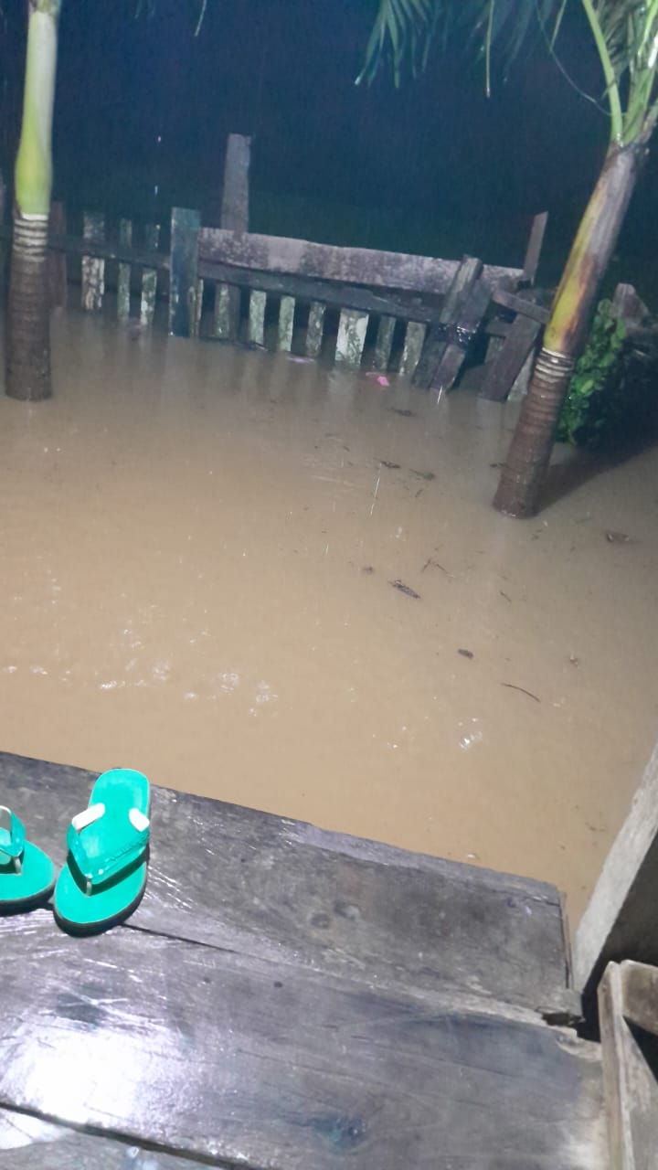 Tujuh Rumah di Muna Barat Terendam Banjir, Rawan Hanyut 3 Tujuh Rumah di Muna Barat Terendam Banjir, Rawan Hanyut