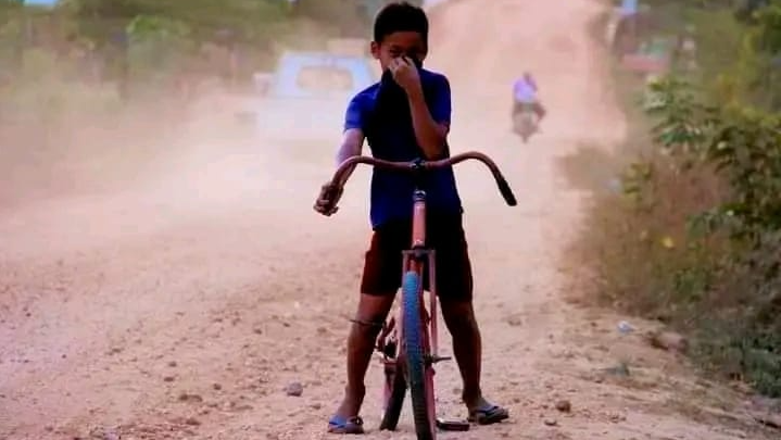Jalan Provinsi di Lalembuu Rusak Parah Puluhan Tahun, Warga Minta Perhatian Pemprov 1 Jalan Provinsi di Lalembuu Rusak Parah Puluhan Tahun, Warga Minta Perhatian Pemprov