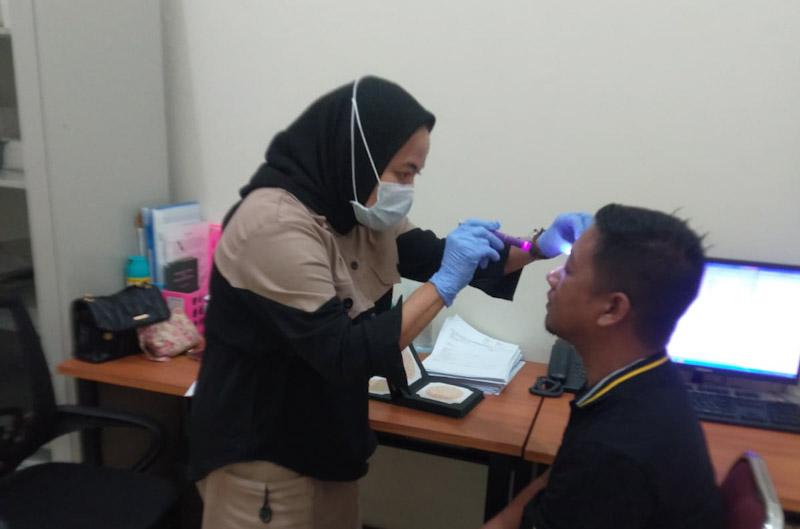 Perkuat SDM, BPR Bahteramas Konsel Cek Kesehatan Karyawan di Maxima Kendari