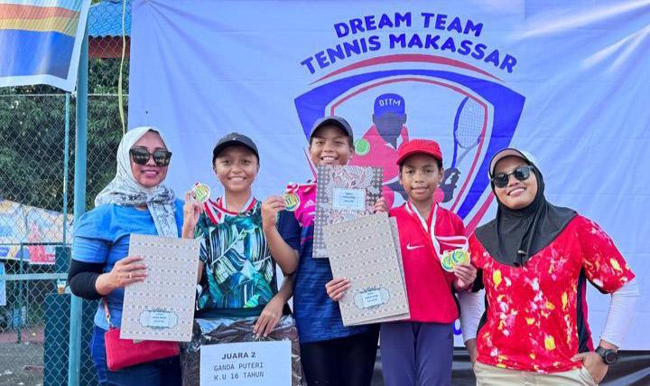 Sultra Raih 4 Medali pada Turnamen Tenis Tingkat Nasional di Makassar