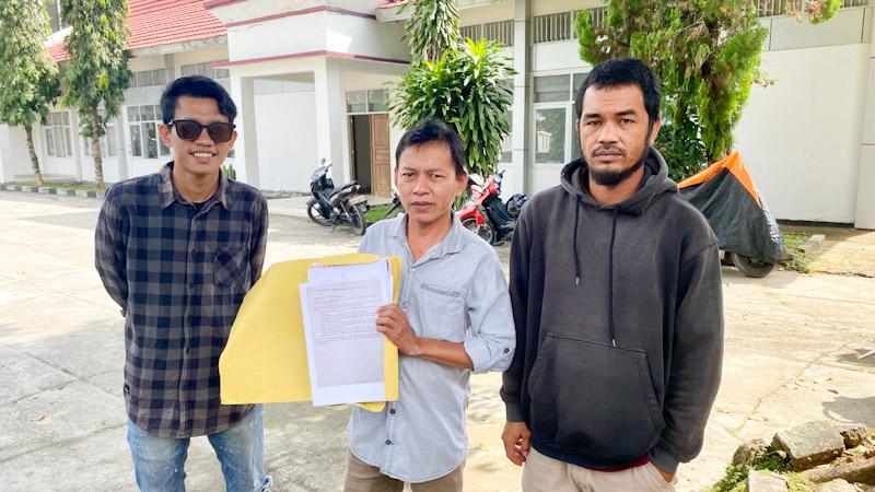 Kontraktor Tambang Konsel PT AJB Jalani Mediasi di Disnakertrans Terkait Hak Karyawan 3 Kontraktor Tambang Konsel PT AJB Jalani Mediasi di Disnakertrans Terkait Hak Karyawan