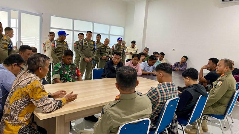 Puluhan Driver di Kendari Sambangi RSJ untuk Memperjelas Kasus Pembunuhan Rekannya