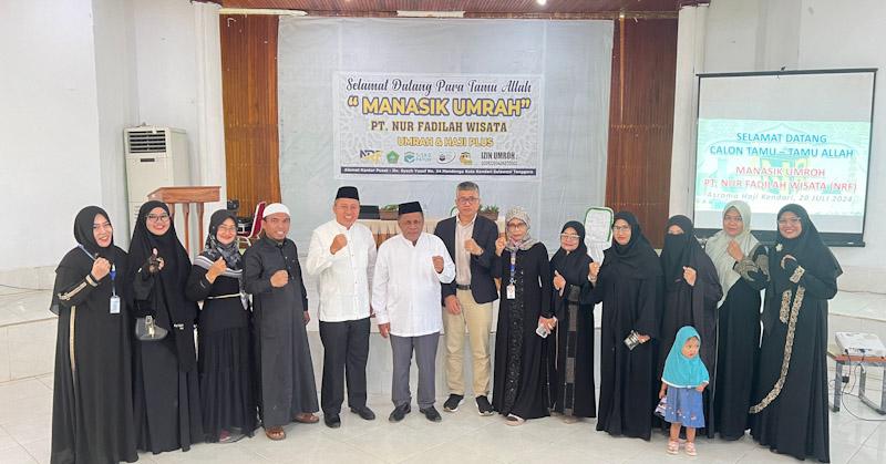 Jemaah Umrah PT Nur Fadilah Wisata Tours dan Travel Ikuti Manasik di Asrama Haji Kendari, Harga Paket Mulai Rp32,5 Juta 3 Jemaah Umrah PT Nur Fadilah Wisata Tours dan Travel Ikuti Manasik di Asrama Haji Kendari, Harga Paket Mulai Rp32,5 Juta