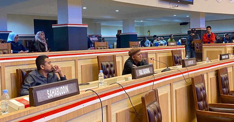 Bahas Anggaran 2025, Laode Ashar "Mengamuk" di Rapat Paripurna Bersama Pj Wali Kota