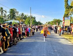 Ribuan Masyarakat Ramaikan Pawai Budaya HUT Mubar dan HUT RI