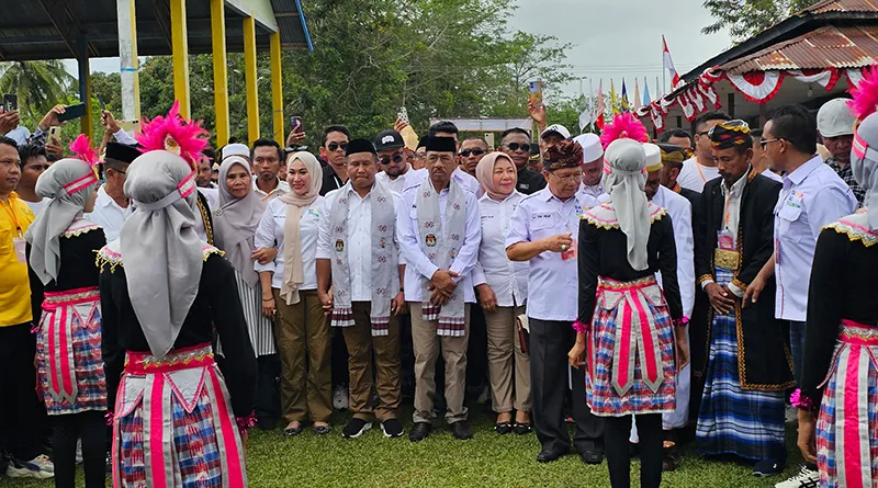 La Ode Darwin - Ali Basa Resmi Daftar di KPU Muna Barat