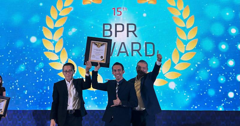 BPR Bahteramas Konsel Jadi BPR Terbaik Versi Infobank 2024 dengan Aset 25 hingga 50 Miliar Rupiah