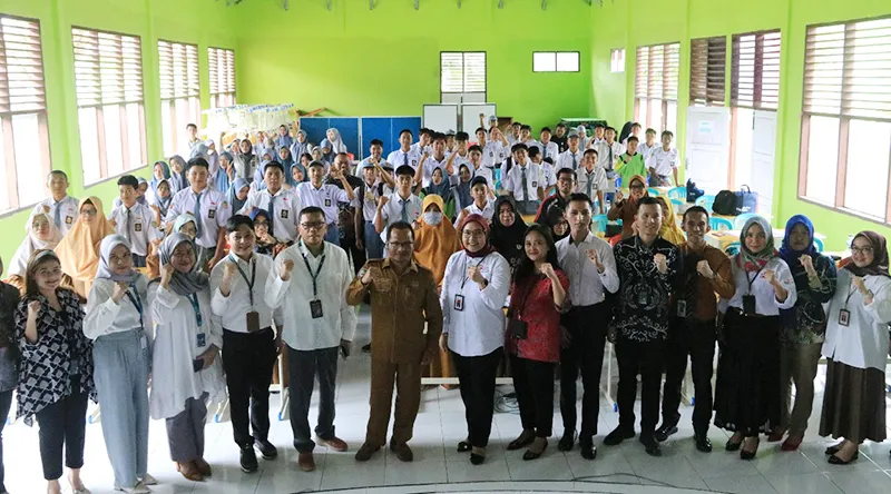 OJK Warning Gen Z Tidak Berutang ke Pinjol Ilegal untuk Penuhi Gaya Hidup 4 OJK Warning Gen Z Tidak Berutang ke Pinjol Ilegal untuk Penuhi Gaya Hidup