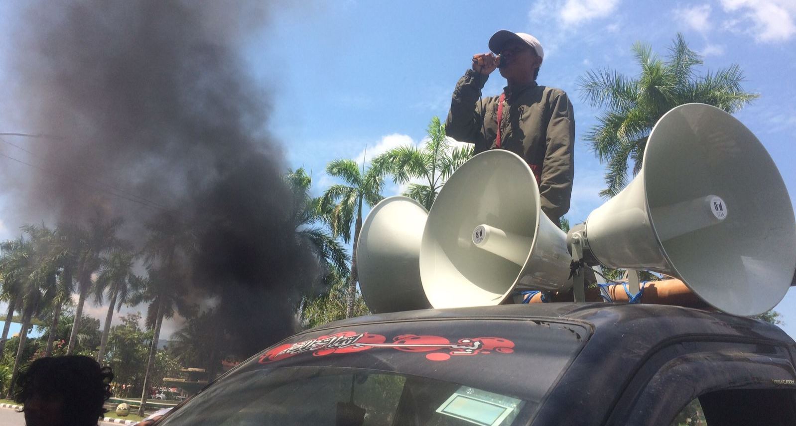 Taman di Depan Kantor Wali Kota Kendari Mangkrak, Jaksa Didesak Bertindak 1 Taman di Depan Kantor Wali Kota Kendari Mangkrak, Jaksa Didesak Bertindak