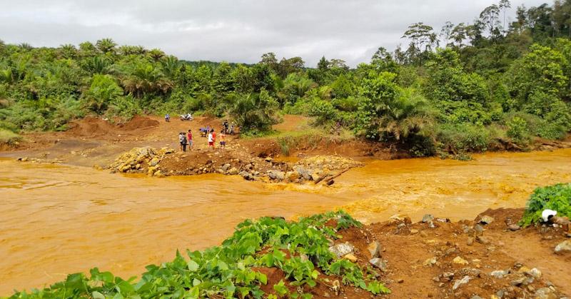 Warga Konut Hilang Terseret Arus Sungai saat Hendak ke Lokasi Tambang 1 Warga Konut Hilang Terseret Arus Sungai saat Hendak ke Lokasi Tambang