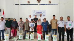 Bulog Raha Salurkan Bantuan Pangan Beras Tahap III, Sasar 9.922 KPM di Mubar 5 Bulog Raha Salurkan Bantuan Pangan Beras Tahap III, Sasar 9.922 KPM di Mubar