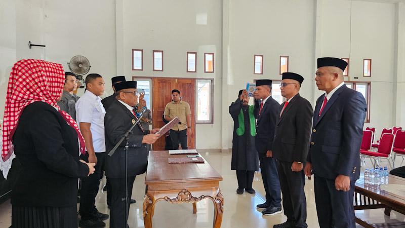 Pj Bupati Mubar Resmi Lantik Tiga Pejabat Eselon II, Berikut Nama-namanya