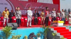 Gelar Upacara HUT ke-79 RI, PT OSS Komitmen Dukung Pembangunan Ekonomi Lokal 5 Gelar Upacara HUT ke-79 RI, PT OSS Komitmen Dukung Pembangunan Ekonomi Lokal