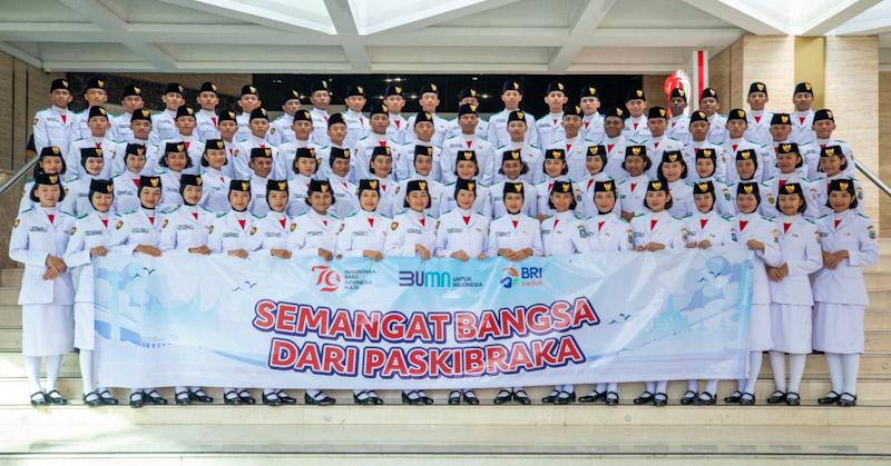 Peringati HUT ke-79 RI, BRI Kembali Berikan Beasiswa Bagi Paskibraka Tingkat Pusat 1 Peringati HUT ke-79 RI, BRI Kembali Berikan Beasiswa Bagi Paskibraka Tingkat Pusat