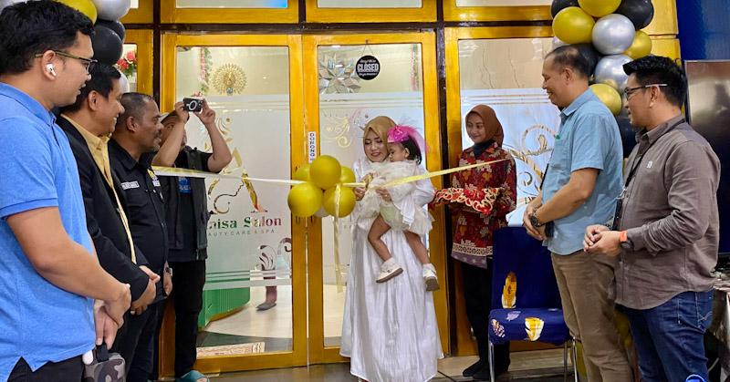 Hadir di Depan Kampus UHO, Annisa Salon Beri Diskon 50 Persen hingga Member untuk Mahasiswa