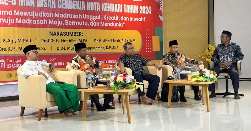 Refleksi Milad ke-8, MAN IC Kendari Diharapkan Jadi Inspirasi Madrasah Lain 1 Refleksi Milad ke-8, MAN IC Kendari Diharapkan Jadi Inspirasi Madrasah Lain