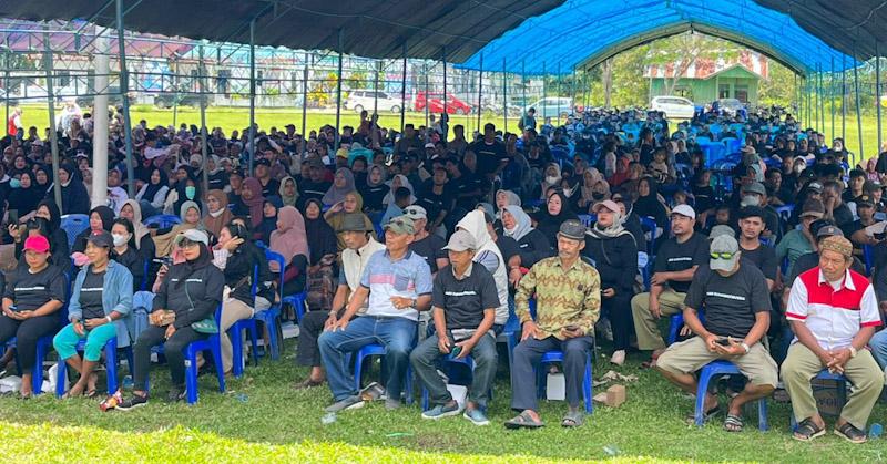 Silaturahmi ASR-Hugua Menyapa di Kolaka Timur Dihadiri Ribuan Warga 1 Silaturahmi ASR-Hugua Menyapa di Kolaka Timur Dihadiri Ribuan Warga