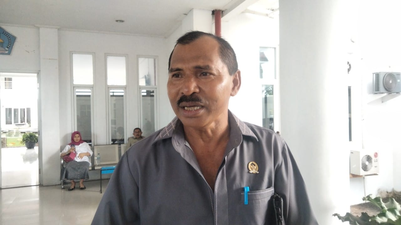 Anggota DPRD Kendari Soroti Kesakralan Sidang Paripurna APBD di Masa Pj Muhammad Yusup 1 Anggota DPRD Kendari Soroti Kesakralan Sidang Paripurna APBD di Masa Pj Muhammad Yusup