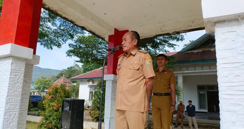 Pimpin Apel Perdana, Pjs Bupati Koltim Tekankan Netralitas ASN di Pilkada 1 Ari Siswanto