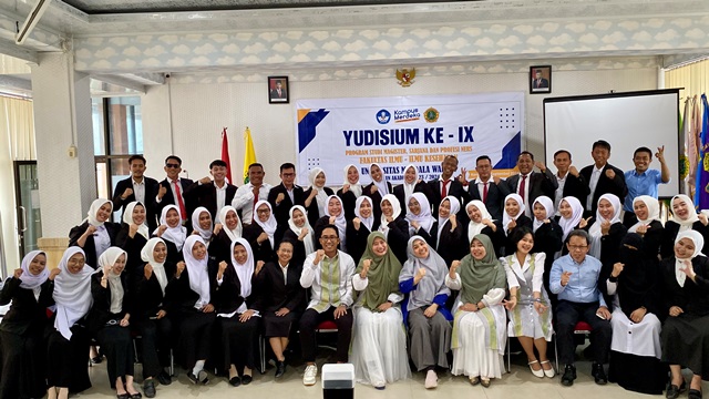 Prestasi Gemilang: Dua Mahasiswa Magister Kesmas UMW Lulus dengan IPK 4,0