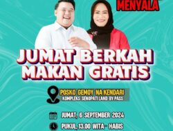 Program Jumat Berkah, Pasangan Yudhi-Nirna Bagi-Bagi Makanan Gratis