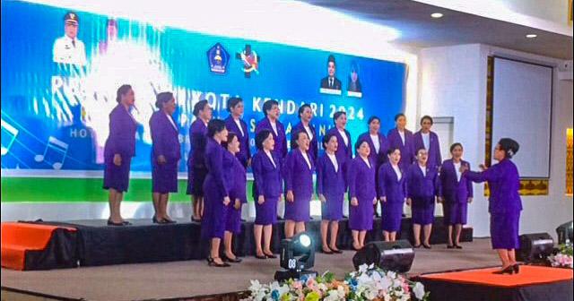 Pesparawi Tingkat Kota Kendari 2024: Talenta Paduan Suara Gereja Diuji 1 Pesparawi Tingkat Kota Kendari 2024: Talenta Paduan Suara Gereja Diuji