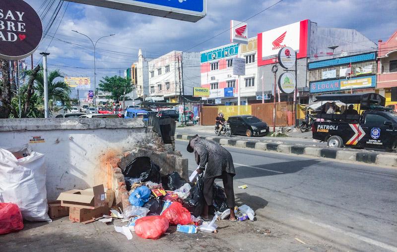 Bak Sampah Dianggap Bikin Kumuh, DLHK: Warga Tidak Disiplin Buang Sampah