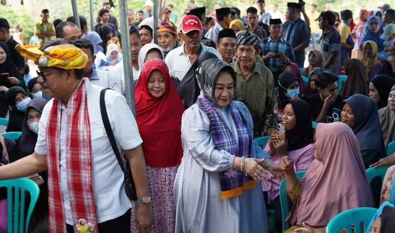 Tokoh Masyarakat Kepulauan Muna Ajak Masyarakat Pilih Tina Nur Alam di Pilgub Sultra 1 Tokoh Masyarakat Kepulauan Muna Ajak Masyarakat Pilih Tina Nur Alam di Pilgub Sultra