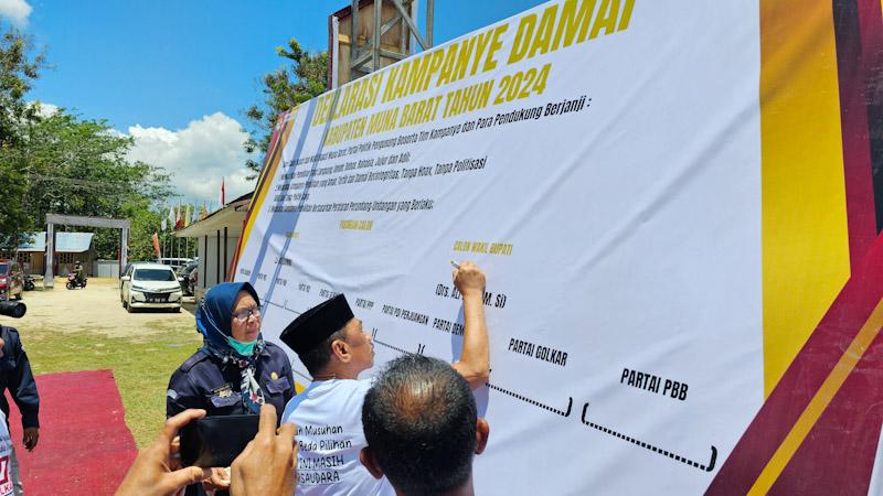 Deklarasi Kampanye Damai, KPU Ajak Seluruh Stakeholder Sukseskan Pilkada Mubar 1 Deklarasi Kampanye Damai, KPU Ajak Seluruh Stakeholder Sukseskan Pilkada Mubar