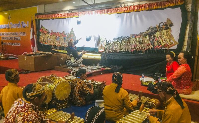 Pelestarian Wayang di Sultra: Papadi Kukuhkan Pengurus Baru di Lima Kabupaten/Kota 1 Pelestarian Wayang di Sultra: Papadi Kukuhkan Pengurus Baru di Lima Kabupaten/Kota