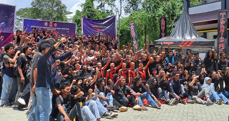 Perayaan Anniversary ke-17 Teknik Mesin UHO: Ajang Kembangkan Bakat Mahasiswa 1 Perayaan Anniversary ke-17 Teknik Mesin UHO: Ajang Kembangkan Bakat Mahasiswa